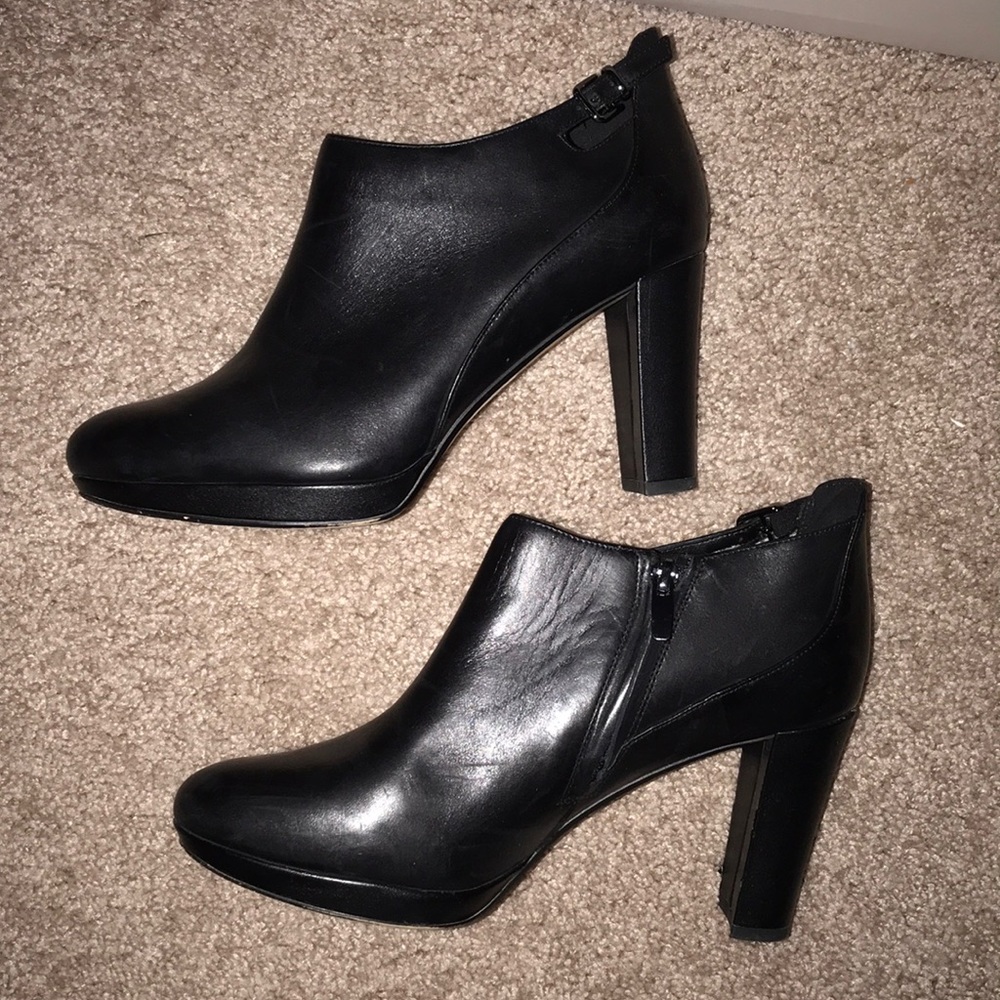 Clark Kendra Spice Heeled Black Leather Bootie